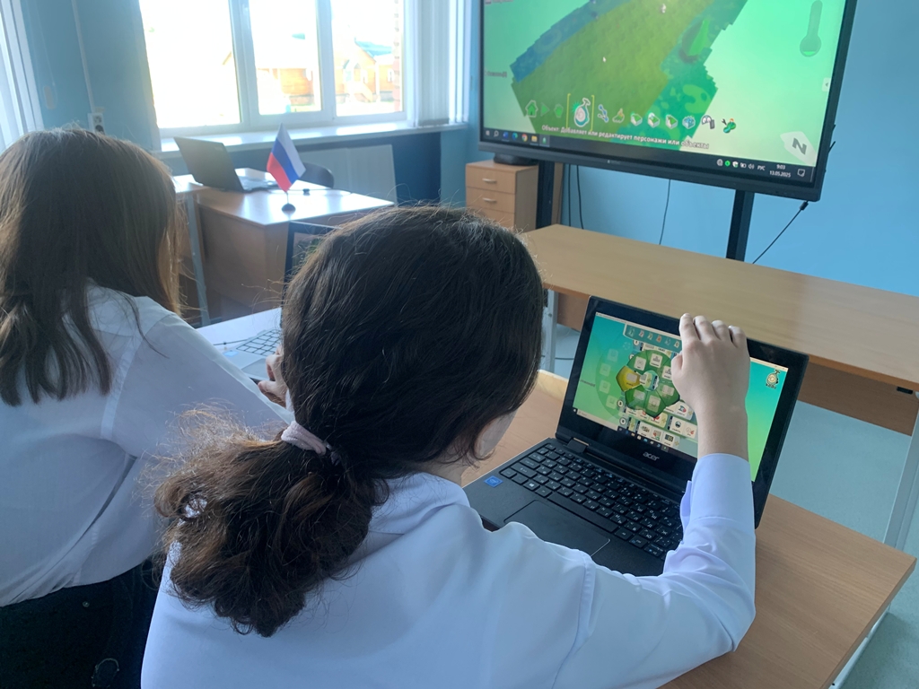 создание детьми игры в жанре сражения в Kodu Game Lab