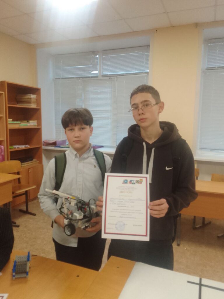 окружные соревнования по программе «Робототехника»
