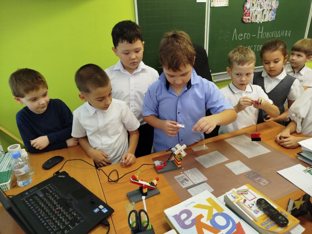 не просто утренник, а полноценная образовательная игра, разработанная для решения важных задач